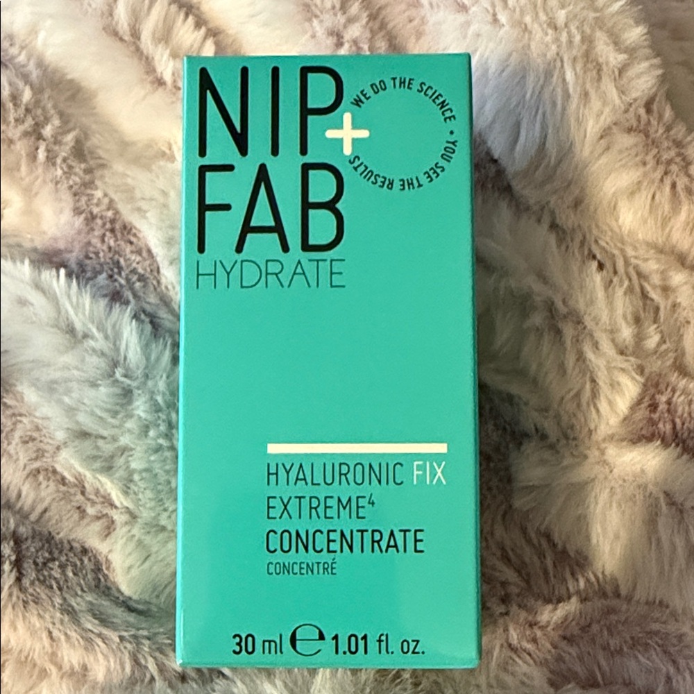 Nip+Fab Hydrate Hyaluronic Fix Extreme4 Concentrate